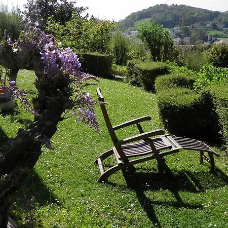 D'hotes Haitz Ondo Bed & Breakfast Hasparren