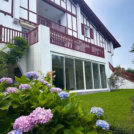 D'hotes Haitz Ondo فندق مبيت وإفطار