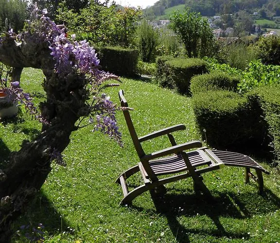 D'hotes Haitz Ondo Bed & Breakfast Hasparren